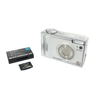 【動作品】FUJIFILM FinePix F10 630万画素 光学3倍ズーム 液晶2.5型 コンパクトデジタルカメラ バッテリー付き エモ画質 C4557