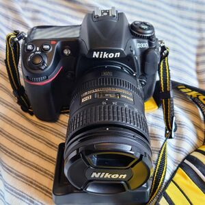 Nikon D300 AF-S DX Nikkor 16-85㎜ ｆ3.5-5.6Ｇ ED VR 充電器等付属 電池劣化 中古美品