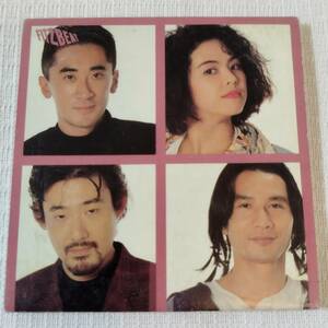 中古 8㎝CD　邦楽　レベッカ　リトル・ロック　/Sexy Groove　　歌詞付　　8.5㎝角縮刷