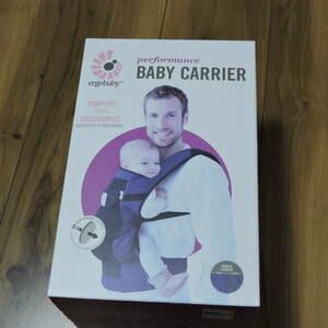 送料無料　新品 ergobaby エルゴ ベビーキャリア BABY CARRIER