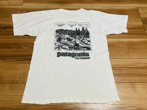 patagonia パタゴニア　p6 ベネフィシャルtシャツ 半袖Tシャツ USA製 ９０Ｓ　トラウト　フィッシング　白　ＵＳＡ製 Ｓサイズ