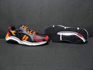 【　送料無料・新品・未使用　】　定価13,200円　DIADORA ディアドラ ウィズ370　[　 WHIZZ 370 　]　27.0cm　ブラック×オレンジ