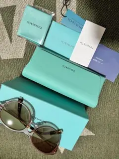 Tiffany サングラス