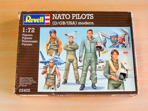 Revell 1/72 NATO PILOTS ＃02402