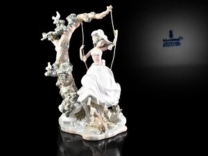 【雲】某コレクター買取品 LLADRO リヤドロ『ブランコに乗る婦人』置物 高さ39cm 古美術品(リアドロフィギュリン花女性)AY3399 NTshybg CTA