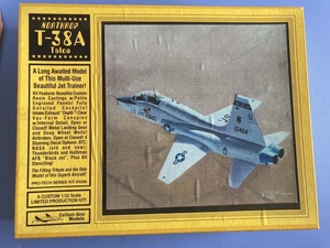 大スケール！　T-38 サンダーバーズ　1/32 コレクトエア　%2