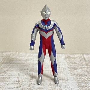 BG14【おもちゃ】ウルトラマンティガ　円谷プロ バンダイ　バンプレスト　可動フィギュア　プライズフィギュア 人形