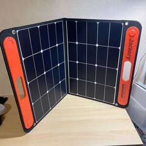 瀧511 美品 ジャクリ SolarSaga 60 Jackery ソーラーパネル 防災 発電機 ポータブル電源 60W キャンプ アウトドア 中古