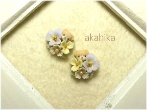 akahika*樹脂粘土花パーツ*ちびくま左右対称ブーケ・ビオラと小花・パープル