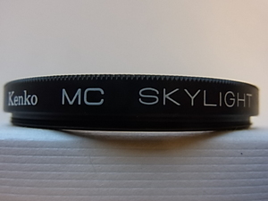 普通郵便送料無料　Kenko　ケンコー　MC　SKYLIGHT　(1B)　49mm　管理no.37