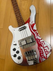 Rickenbacker リッケンバッカー ベース4001V63LHPM 1986 年製サイケデリックペイント仕様