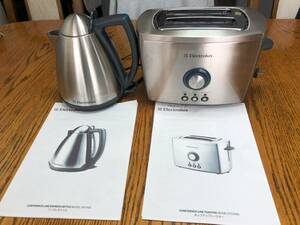 Electrolux　ポップアップトースター＆コードレスケトル(used品)