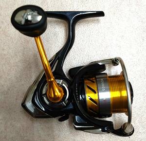 ◇ ダイワ Daiwa REVROS 2004H レブロス スピニングリール 美品 ◇