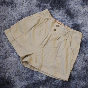 Dixie Sports ショートパンツ レディース クリーム M