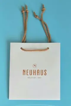 NEUHAUS ショッパー　紙袋