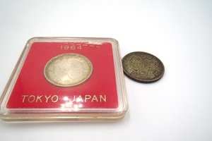 □H89280:100円銀貨　昭和39年　三十九年　2枚　五輪　オリンピック　日本国百円　東京1964年