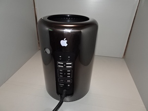 Apple Mac pro A1481　USED　現状