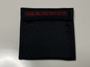 MAMMUT　マムート　二つ折り財布　マジックテープ　ブラック