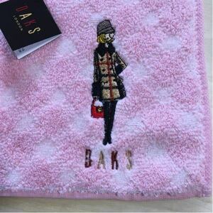 DAKS ダックス タオルハンカチ チェック ピンク 女の子 刺繍 未使用B