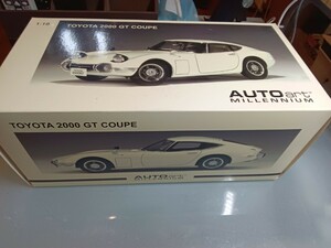 1/18 オートアート　トヨタ2000GT ジャンク品