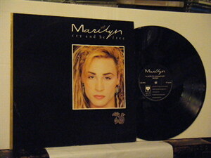 ▲12インチ MARILYN / CRY AND BE FREE マリリン UK盤 LOVE MAZ 212 ◇r3712