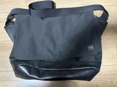 porter ショルダーバッグ　レザー