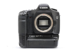 CANON EOS 5D + BG-E4 ボディ キヤノン デジタル一眼レフ バッテリーグリップ付