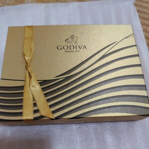 GODIVA ゴディバ ハートオヴゴールド コレクション 12粒