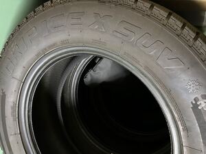 265/60R18 H114 GRIPMAX GRIP ICE-SUVスタッドレス4本2022年39週製造 ランクルプラドマットブラックに装着　4ヶ月1000キロ使用