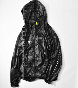 9,9万【Moncler モンクレールxフラグメントコラボ 新品】◇夏に役立つ,極薄手の超軽量◇まるで天女の羽衣！重量125g◇無重力ナイロンパーカ