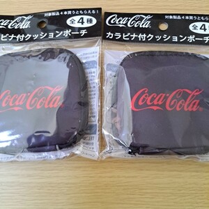 コカ・コーラ★ カラナビ付クッションポーチ ★黒2個