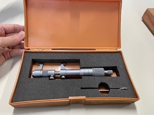 中古　mitutoyo ミツトヨ　キャリパー形内側マイクロメータ IMP-75　50～75mm 0.01mm MADE IN JAPAN MICROMETER アナログ式