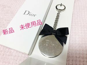 ★新品　未使用★ 非売品　Christian Dior バッグハンガー ロゴ リボン チャーム キーホルダー ノベルティ ディオール バッグチャーム 希少