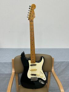 【ケースなし】 Fender Japan Stratocaster エレキギター S/N:O037840 FENDER JAPAN ストラトキャスター 弦楽器 フェンダー ジャパン 黒