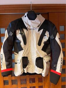 DAINESE ダイネーゼ　ANTARTICA GORE-TEX JACKET