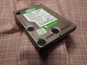 Westen Digital 1.5TB　SATA/64MB Cache　HDD