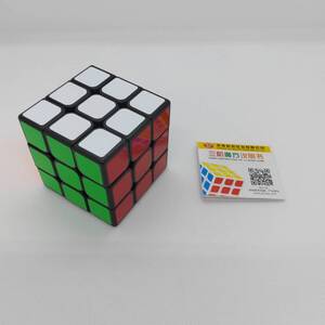 スピードキューブ 3x3x3 ルービックキューブ 競技用 立体パズル 世界基準配色 ポップ防止 回転スムーズ