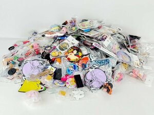 re アニメグッズ(あ) 缶バッジ ラバーキーホルダー アクリルスタンド他 東リベ 鬼滅の刃 ワンピース 五等分の花嫁他 re◇76