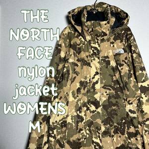 美品　THE NORTH FACE 迷彩マウンテンジャケット　WOMAN