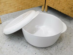 Tupperware/タッパーウェア　持ち手つき保存容器　密閉容器　ホワイト　中古品