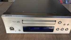 ONKYO＊コンパクトサイズ＊ CDプレーヤーC-733■中古