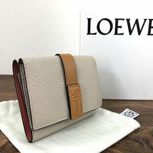 ☆送料無料☆ 極美品 LOEWE コンパクトウォレット ベージュ系 箱付き 363