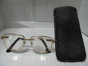中古品◆ HOYA 眼鏡　メガネ　Titan-P MADE IN JAPAN　140　ＮＸ20ＴＡ　ＧＰ　ＴＩ－Ｐ　ＪＤＺ５４□１６　金色縁　自宅保管商品Ｈ１５
