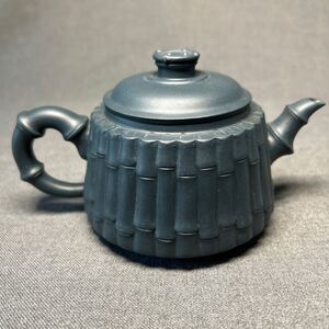 紫砂壷　紫砂急須　宜興　紫砂　名人作品　在銘あり　朱泥　茶道具　煎茶　茶道　欠けあり　管理015