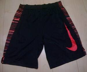 USED★NIKEナイキ☆ジュニア★DRI-FITプラクティスショートパンツ☆色は黒★サイズＭ（145/63，身長140-150，ウエスト60）ポリエステル100%