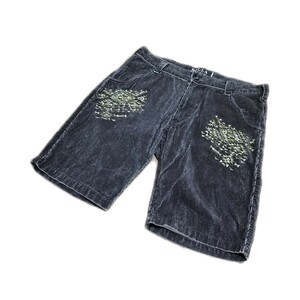 美品☆BILLABONG ビラボン ショーツ ショートパンツ 短パン 半パン 刺繍デザイン コーデュロイ ボトムス W32 ブラック ブランド古着 USED