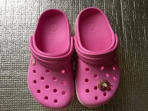 クロックス　Crocsピンクのサンダル　 J2 20cm