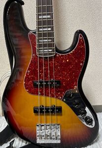 ピックガードfender american ultra jazz bass 4弦