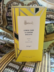 1点のみ★Harrodsのレモンカード＆アーモンド・ビスケット　150ｇ　爽やかでクリーミーでカリカリ