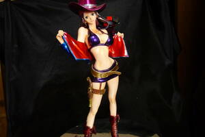 FLAG DIAMOND SHIP ニコ・ロビンカスタム NICO ROBIN ワンピース:キャンディルージュ＆ピンク等色々 かみの毛グラデ仕様 ジュラルミン 難有